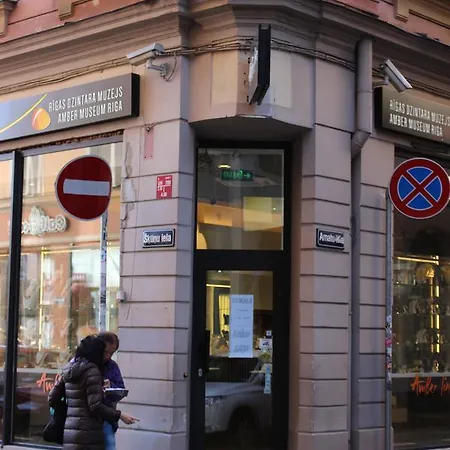 Old Cinema Loft Karl Апартаменты *